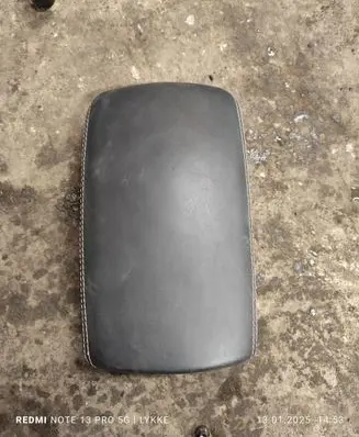 Nissan Qashqai Armrest 8692050A10 17062013