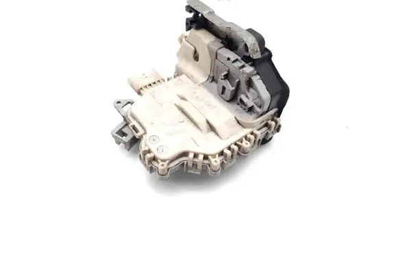 Audi A4 S4 B8 8K Rear door lock 8K0839016C