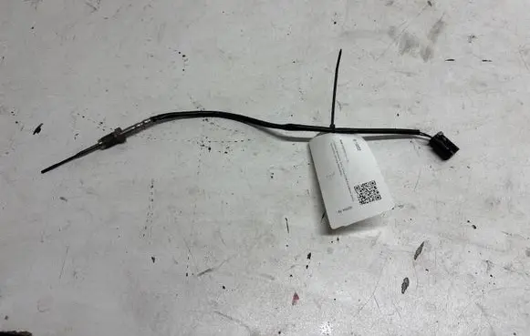 BMW 2 F22 F23 Exhaust gas temperature sensor 8570234