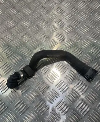 Mercedes-Benz GLC C253 Coolant pipe/hose A2135012082