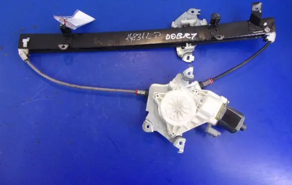 Nissan Micra Front door window regulator with motor