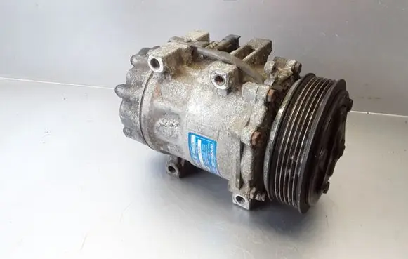 Volvo S40 Air conditioning (A/C) compressor (pump) 3M5H19D629HA