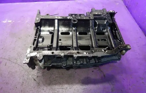 Ford Mondeo Mk III Oil sump 1C1Q6U003AC