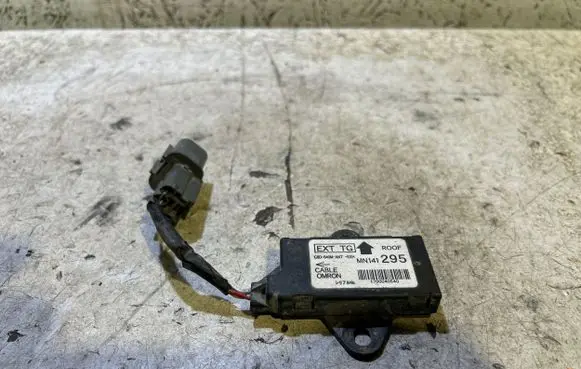 Mitsubishi Lancer X ESP acceleration yaw rate sensor GD640MANT MN141295 1700040540
