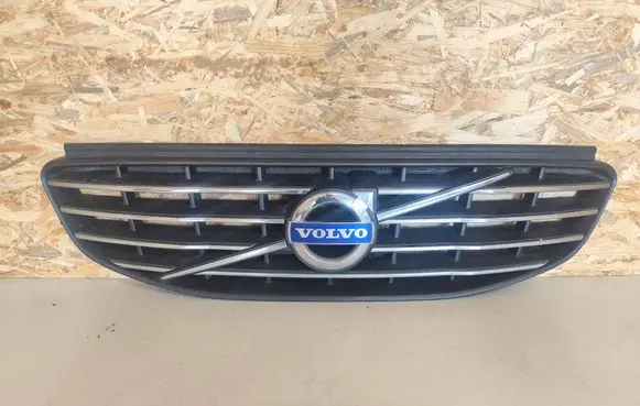 Volvo XC60 Front bumper upper radiator grill 31383751