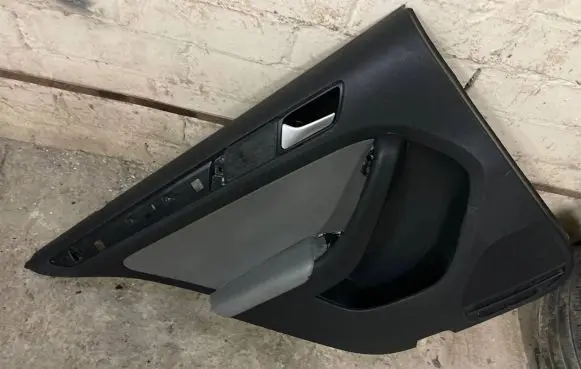 Volkswagen Jetta VI Rear door card panel trim 5C6867211A