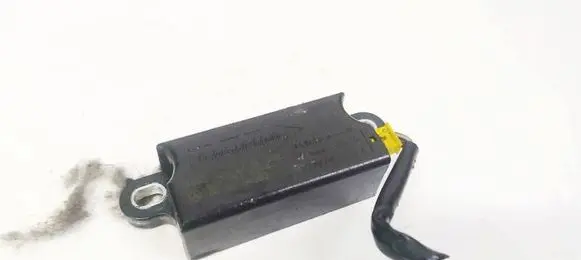 Mercedes-Benz CLS C219 Airbag deployment crash/impact sensor a0038200726 82176166-4