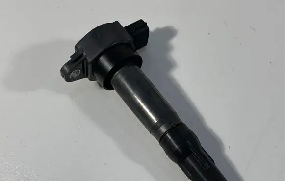 Mitsubishi Colt High voltage ignition coil FK0330 MN195616