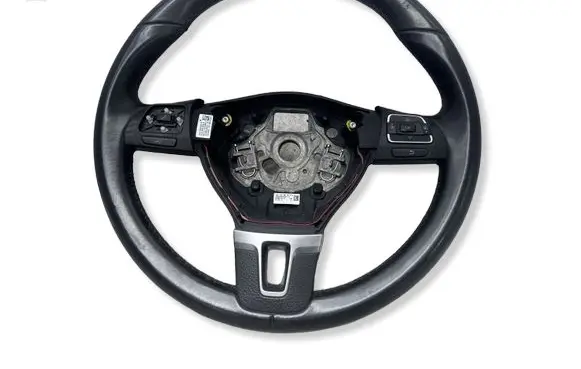 Volkswagen PASSAT B7 Steering wheel 3C8959537D 3C8959538G 901208640000F