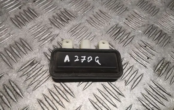 Mercedes-Benz E A207 Tailgate/boot open switch button 2218702410 A2218702410