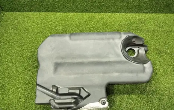 Engine cover (trim)
