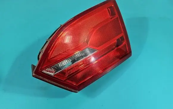 Volkswagen Jetta VI Rear/tail lights IMPRK1595308