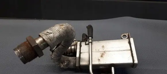 Mazda 6 Coolant radiator