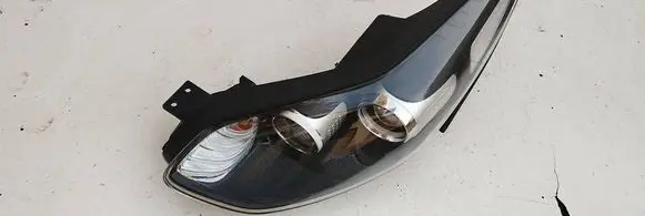 KIA Sportage Headlight/headlamp 92101F1110 L009L110FMU