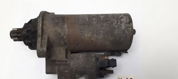 Volkswagen Golf IV Starter motor 02M911023A