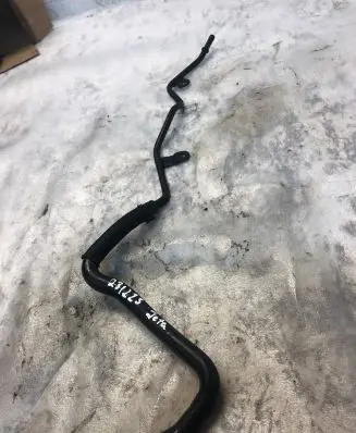 Volkswagen Jetta VI Fuel line pipe 5k0121070c