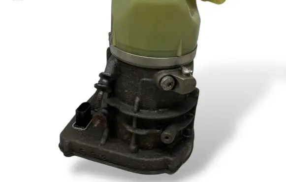 Ford Mondeo MK IV Power steering pump 6G913K514AL C6S4B