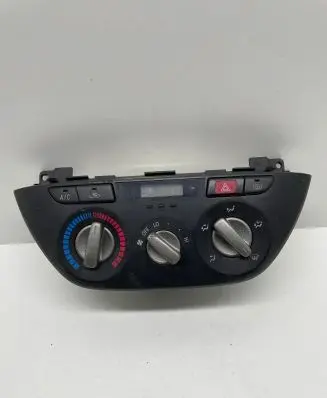 Toyota RAV 4 (XA20) Climate control unit 5590042150