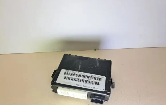 Chrysler Grand Voyager V Tailgate/trunk control unit/module P05082068AD P05082068 05082068AD