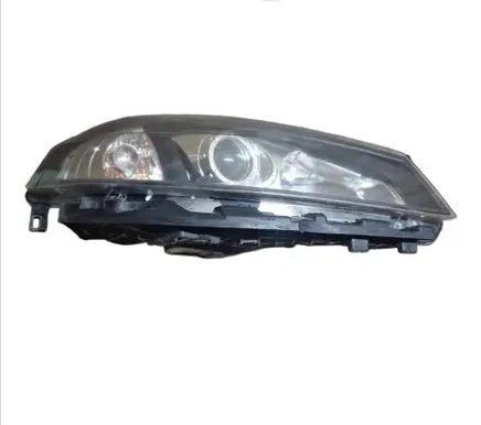 Renault Laguna II Headlight/headlamp 8200555906