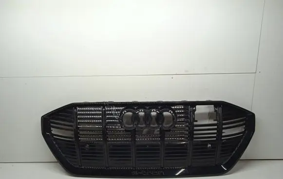 Audi e-tron Front bumper upper radiator grill 4KE853651