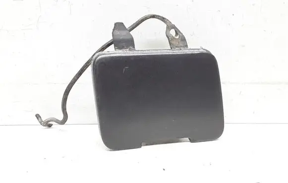 Volvo V70 Front tow hook cap/cover 08693369