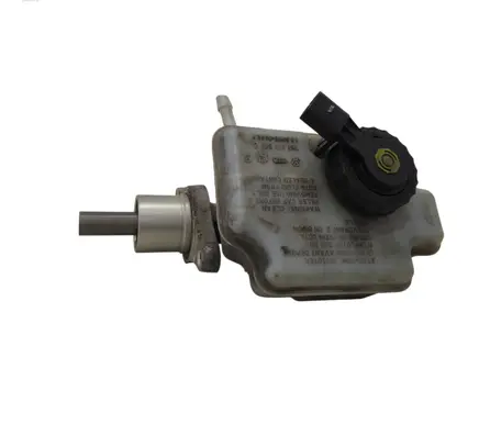Volkswagen Touran I Master brake cylinder 1K1611301