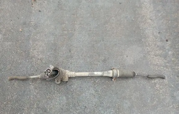 Toyota Yaris Steering rack