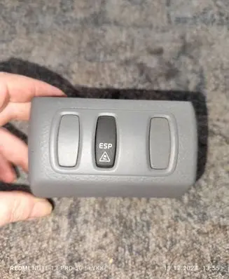 Renault Laguna II ESP (stability program) switch 226133 214873