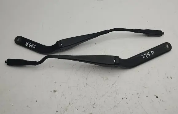Mini Cooper Countryman R60 Windshield/front glass wiper blade 9806443 9806442