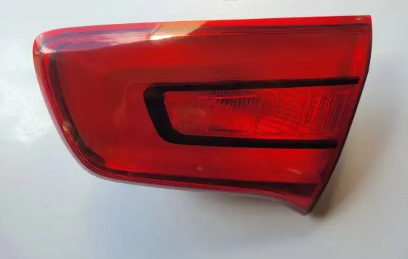 KIA Sportage Tailgate rear/tail lights 924063W510