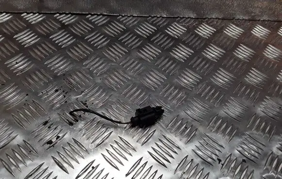 Volkswagen Golf V Outside/exterior temperature sensor 