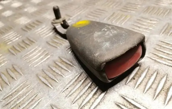 Volvo XC90 Rear seatbelt buckle 8626783