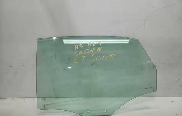 Audi A3 S3 8V Sliding door window/glass 8V5845205