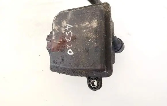 Mercedes-Benz ML W163 Brake fluid reservoir a0004600183