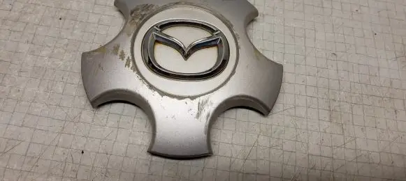 Mazda 323 F Original wheel cap