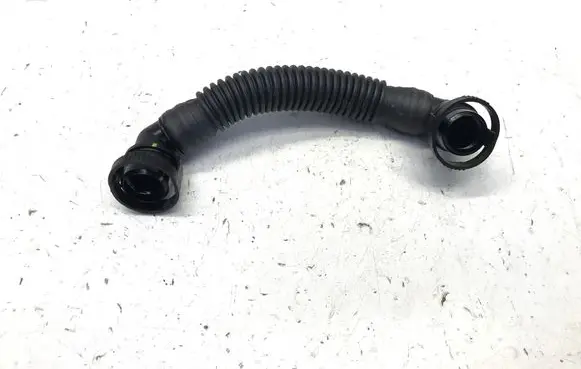 Skoda Kodiaq Breather hose/pipe 05L103493A