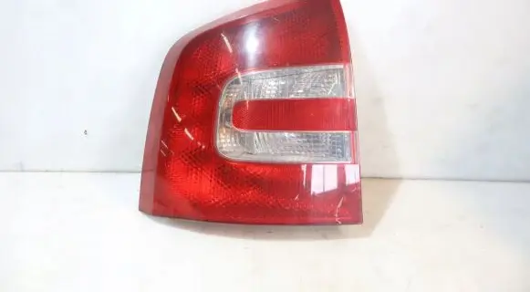Skoda Octavia Mk2 (1Z) Rear/tail lights