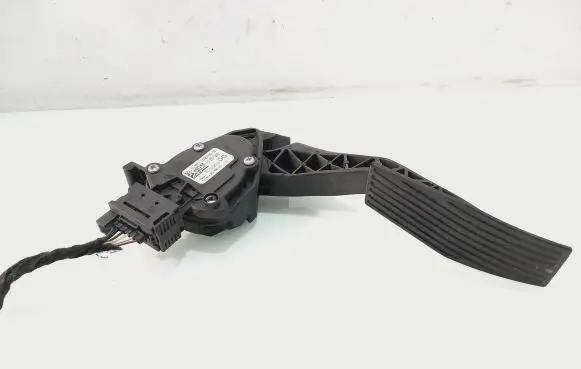 Opel Insignia A Accelerator throttle pedal 13237352 6PV00976500
