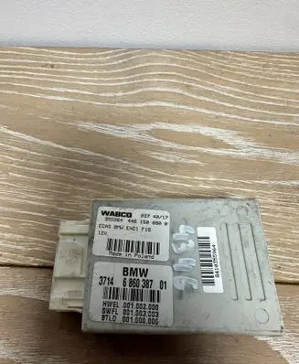 BMW X5 F15 Air suspension control unit module (rear) 6860387 446150080 001002000