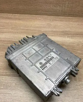 Seat Alhambra (Mk1) Engine control unit/module ECU 028906021GT 0281001735