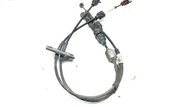 Gear shift cable linkage