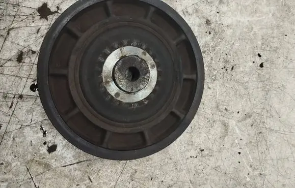 Renault Scenic I Crankshaft pulley 3554184