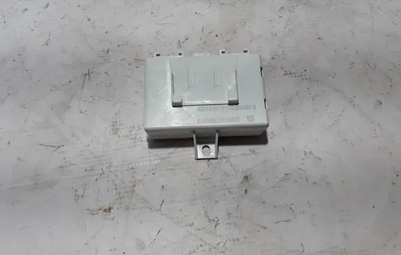 Renault Clio IV Other control units/modules 283464084R