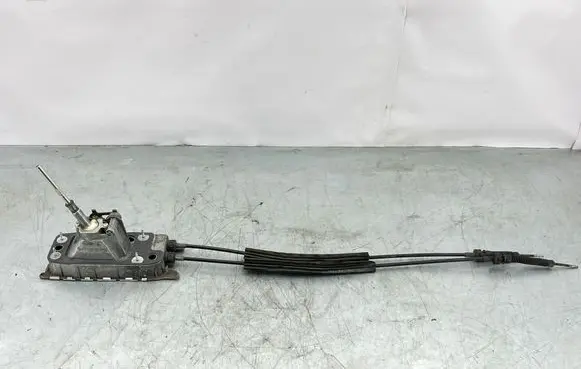 Volkswagen Golf Plus Gear shifter/selector 1K0711061A