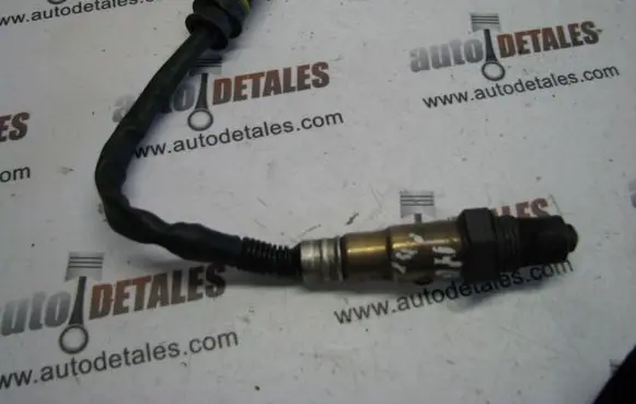 Mercedes-Benz A W168 Lambda probe sensor A0015409417