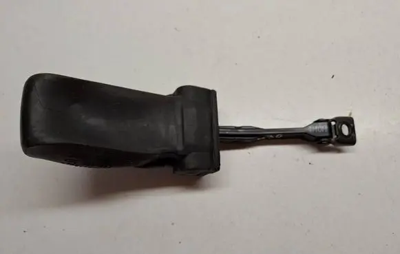 Audi Q7 4M Rear door check strap stopper 4M0839249