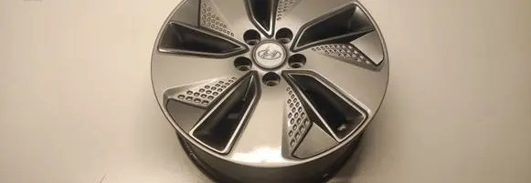 Hyundai Kona I R17 alloy rim 