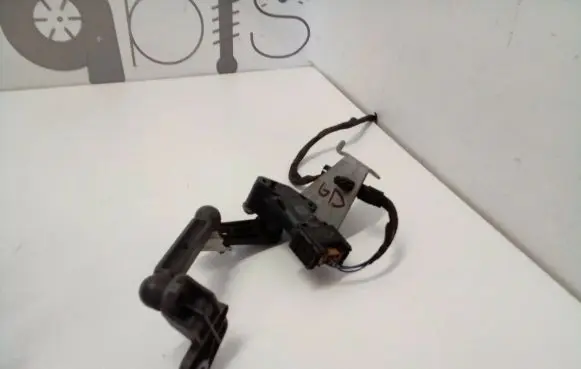 BMW i4 Rear air suspension level height sensor 6993514 6895650 11210110