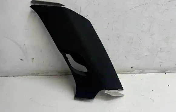 Mercedes-Benz E W213 (C) pillar trim A2136905025